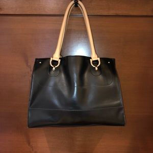 London Fog black leather bag/tote